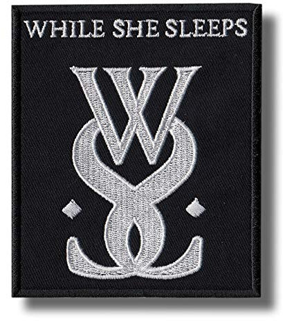 Aufnäher While She Sleeps, bestickt, zum Aufbügeln