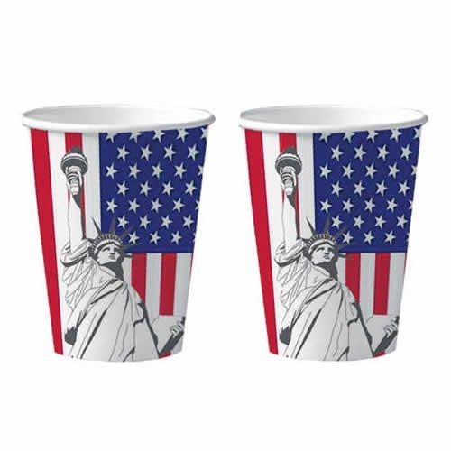 Trinkbecher: Pappbecher, Amerika