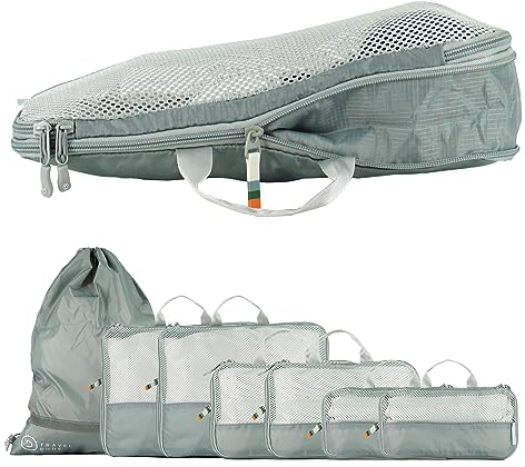 TRAVEL DUDE Packwürfel Set mit Kompression aus recycelten Plastikflaschen | Leichte Packing Cubes | Packtaschen Set für Rucksack & Koffer (Stahlblau, 7-teiliges Set)