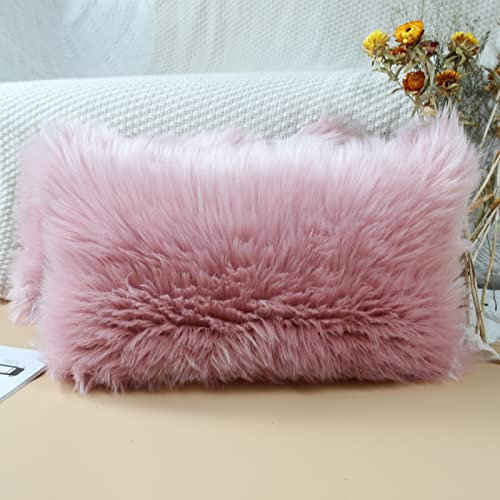 OYIMUA 2 Pcs Weicher Zierkissenbezüge Deko Kissen Schaffell Lammfell Kunstfell Langhaar Zierkissen Kissenbezug Fellimitat Sofakissen Cuddly Kissen (Altrosa, 30 x 50 cm)