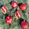 Weihnachtskugeln aus Kunststoff zum Hängen für den Außenbereich - Frost und Wetterfest - Outdoor Weihnachtkugeln - Christbaumkugeln für draußen (6 x Ø 15 cm (Vintage-Weihnachtsrot))