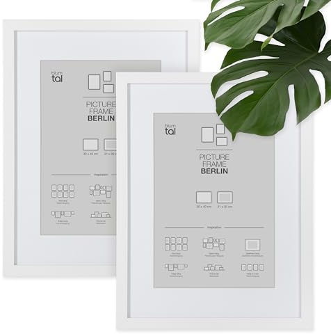 Blumtal – 2er Set Bilderrahmen 30x40 cm, hochwertiger Fotorahmen Berlin aus Holz mit Passepartout, zum Aufhängen, weiß