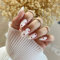 GlamRays 24 Stück Weiße Press on Nails French Tip Mandel Press-On-Nägel Liebenswerter Rot Herz Design Wiederverwendbares Voll-Abdeckung Klebe-Nagel Glänzend Klebe-Nagel