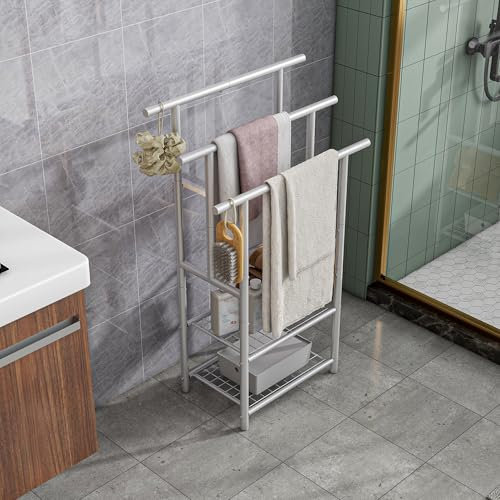 FOUBAM Handtuchständer, Handtuchhalter, Handtuchleiter stehend mit 3 Handtuchstangen,Metall Badetuchhalter mit 2 Ablagen, für Badetücher, Decken, platzsparend, Stabil, Industriestil, Silber