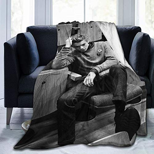 Thomas Brodie-Sangster ultraweiche Micro-Fleece-Decke, 3D-Druck, Posterdecke, superweich und leicht, Plüsch-Bettdecke, ideal für Erwachsene und Kinder, 152,4 x 127 cm