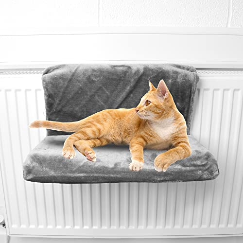 Albert Austin Cat Radiator Bed For Indoor Cats Hanging Luxury Cat Hammock Radiator Soft Fleece Cosy and Comfortable Keeps Cat Warm Easy To Setup Machine Washable Lightweight and Scratch Resistant