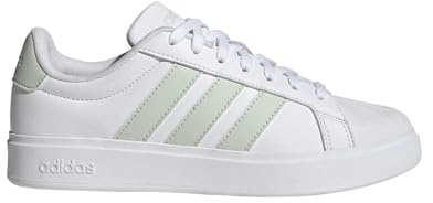 adidas Women's Streettalk | Setze dein Statement – urbaner Style trifft ikonisches Design.