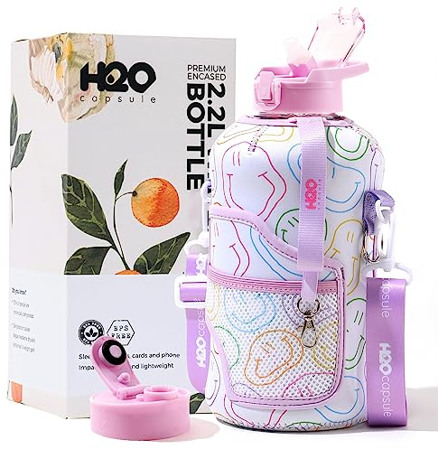 H2O Capsule 2.2 l Half Gallon Wasserflasche mit Aufbewahrungshülse und abnehmbarem Strohhalm,BPA-frei, großer wiederverwendbarer Getränkebehälter mit Griff, 2.2 Liter (8 oz), Lila Smiley