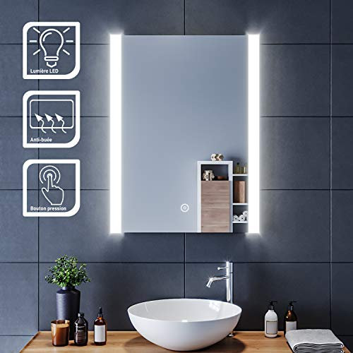 SIRHONA Miroir LED 60x80 cm Miroir de Salle de Bains avec 3 températures de Couleur éclairage LED Miroir Cosmétiques Mural Lumière Illumination avec Commande par Effleurement/Anti-buée