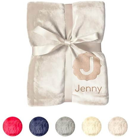 my STITCHERY Decke mit Namen und Buchstabe Bestickt - Personalisierte Kuscheldecke aus weichem Polyester Microfleece als außergewöhnliche Geschenkidee (Beige, 200 x 150 cm)