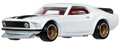 Hot Wheels Cars, Premium Fast & Furious 1:64 Scale Die-Cast Car for Collectors Inspired by Fast & Furious Movie Franchise, JHW72