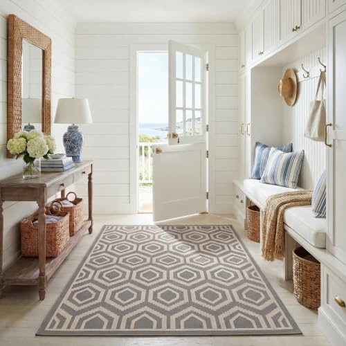 SAFAVIEH Washable Rug Outdoor Courtyard Collection - 4' x 5'7, Anthracite & Beige, Non-Shedding & Easy Cleaning, Ideal for Patio, Backyard, Mudroom (CY6902-246)