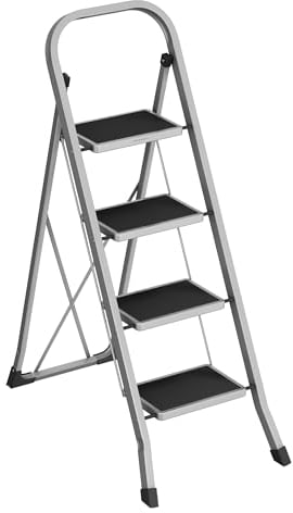 SONGMICS Escalera de Tijera, Escalera con 4 Peldaños, Peldaño Plegable, Bloqueo de Seguridad, Fácil de Guardar, Carga hasta 150 kg, Gris Paloma GSL004G01