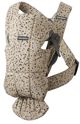 BabyBjörn Babytrage Mini, Gewebt, Beige/Dunkelgrauer Print