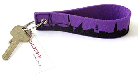 44spaces Schlüsselanhänger Hamburg aus Filz, handgearbeitet viele Farben, Geschenk Frauen Männer Geburtstag Umzug