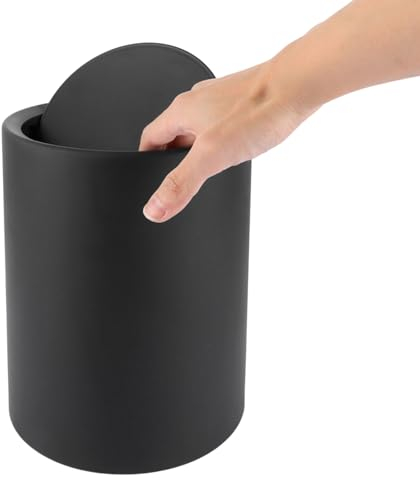 AKOLAFE Mülleimer Bad Schwarz 8L, Badezimmer Kosmetikeimer BPA-frei, Kunststoff Abfallbehälter Mit Schwingdeckel für Badezimmer, Büro (26x22x16.5cm)