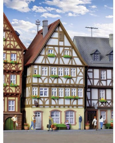 H0 Timber framed house at the market square in Miltenberg