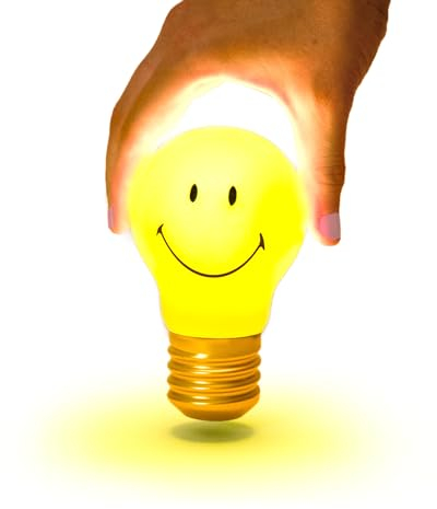 Suck UK Smiley-Gesichtlampe, Schnurlose Kinderlampe, USB-Wiederaufladbare Nachtlicht, Niedliche Smiley-Lampe und Mädchen-Schlafzimmer-Zubehör, Neuartige Lampe