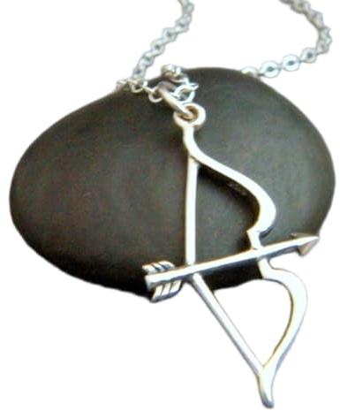 Bogen- und Pfeil-Halskette aus 925er Sterlingsilber, Halskette, Bogenschießen-Anhänger, kleiner, einfacher Schmuck, modische Halskette, Bogenschützen-Geschenk, mit 45-cm-Kette, versilbert, WW_PNK_2773