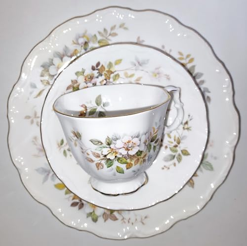 Rahm 6 Angies StrickZauberverkauf: Royal Albert / Original / Haworth / 1 Cup - 1 Saucer - 1 Cake Plate / Original Bone China / England