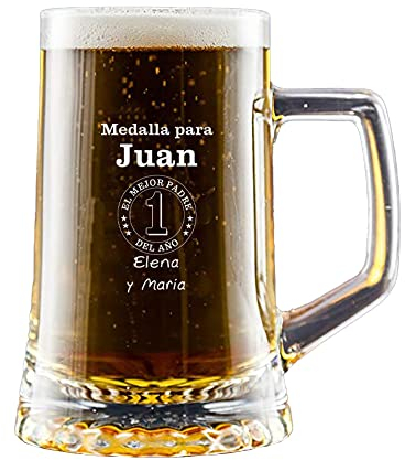 Regalo Padre: Jarra de Cerveza grabada con su Nombre, el tuyo/vuestro y una Medalla para 'El Mejor Padre del Mundo'. Regalo personalizado Jarra de cristal de 500 ml con estuche negro de regalo