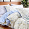 Nayoroom Bettwäsche 200x220 Baumwolle 3teilig Blumen Weiß mit Blau Blümchen Aesthetic Cute Bettbezug Blumenmuster Pflanzen Blumenwiese Deckenbezug mit Reißverschluss und 2 Geblümt Kissenbezüge 80x80