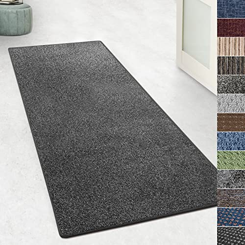 KARAT Teppich Läufer für Küche, Flur & Wohnraum - Teppichläufer auf Maß - Meterware - Flurteppich - Küchenläufer - Wohnzimmer Teppich (80 x 900 cm, Lyon - Schwarz)