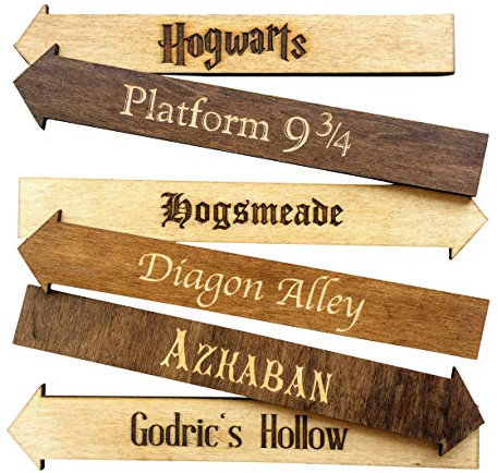 Harry Potter Fictional Place Signs - Wooden arrows to hogwarts azkaban platform 9&3/4