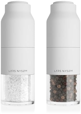 LARS NYSØM Moulin à sel et poivre en acier inoxydable avec moulin réglable I Set de moulins à épices en forme de bouteille manuel (Pure White)