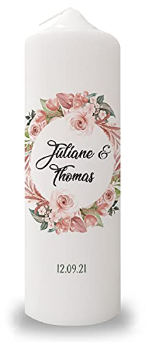 GRAVURZEILE Bedruckte Kerze - Floral White Design - Personalisiert mit Namen, Datum & Wunschtext - Geschenk für Paare zur Hochzeit zum Valentinstag - Hochwertige Stumpenkerze Weiß 250/80 mm