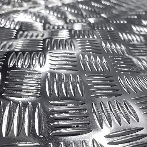 Klebefolie Möbel 45x1000 cm | Möbelfolie selbstklebend in Metallic-Optik | Klebefolie zur Umgestaltung von Küche und Bad | Folie für Möbel - wasserfest und dekorativ | Riffelblech Silber Glanz