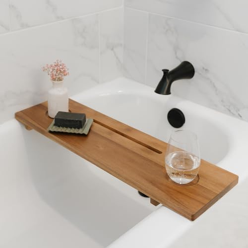Premium Nature Shed Badewannentablett für Standardwannen | 73,7 cm massives Akazien-Badewannentablett für die Badewanne | kippsicher, ungiftig, nachhaltig, Verstellbarer Badewannen-Caddy |
