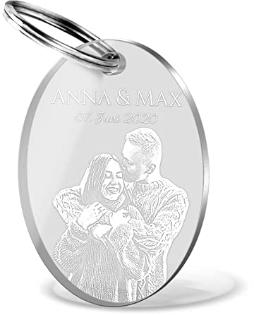 CHRISCK design Schlüsselanhänger personalisiert mit Foto und Gravur - Anhänger mit Fotogravur - Personalisierte Geschenke Freund Freundin - Fotogeschenk Geburtstag Jahrestag