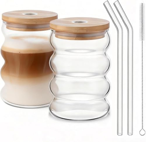 Latte Macchiato, set da 2 bicchieri con cannuccia in vetro, bicchieri ondulati, 480 ml, cannuccia in vetro e coperchio in bambù, moderni bicchieri per acqua, caffè freddo, succhi di frutta, cappuccino