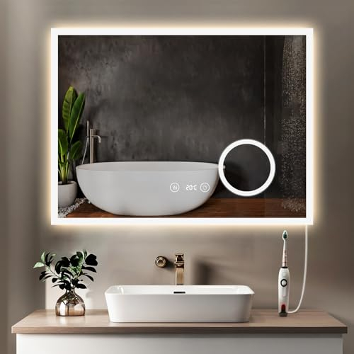 YOLEO Badspiegel mit Beleuchtung, LED Spiegel Wandspiegel mit Steckdose, Badezimmerspiegel LED Beschlagfrei, 3 einstellbare Lichtfarbe (Schminkspiegel+Uhr+Steckdose+3 Lichtfarbe, 80x60cm)