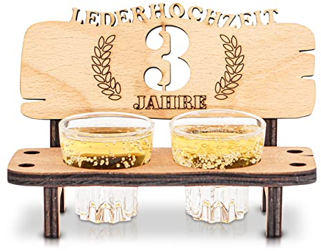 DARO Design - Schnapsbank 3. Hochzeitstag Lederhochzeit Geschenk Deko für Paare Männer Frauen aus Holz mit Gläsern