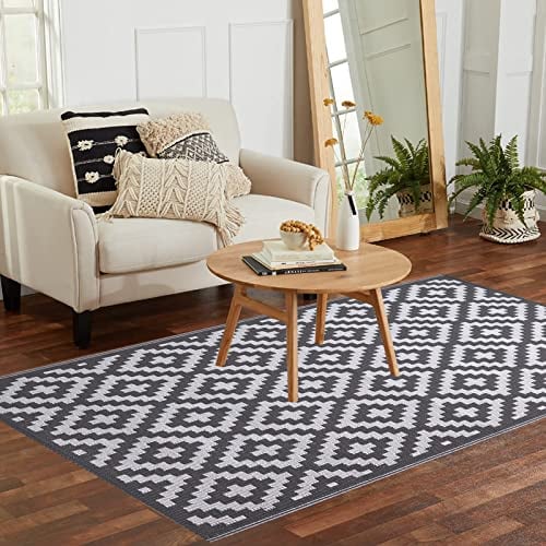 Carreuty Wendbarer Außen Teppich, Recycelte Camping Kunststoff Stroh Matte aus Umweltfreundlichem PP Faltbar Tragbar Wasserdichter für Picknick Balkon Terrasse Strand und Flur 120x180cm Grau und Weiß