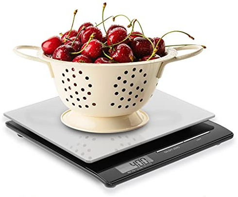 ADE Küchenwaage KE 1215 Franzi. Digitale Paketwaage Haushaltswaage Postwaage Briefwaage bis 5000g, präzises Wiegen in 1g-Schritten LCD-Display Inklusive Batterie. Silber - Schwarz