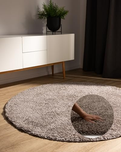 benuta Basic Hochflorteppich Teppich Wohnzimmer Sohari - Taupe 80 cm Rund - Minimalistischer Look - Weich & Waschbar - Für Schlafzimmer, Flur oder Esszimmer - Geeignet für Fußbodenheizung