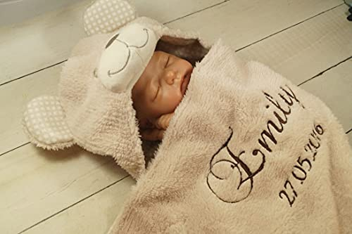 Babydecke mit Namen und Datum bestickt - Baby Geschenke Geburt - süße Tiere - (Beige - Teddybär)