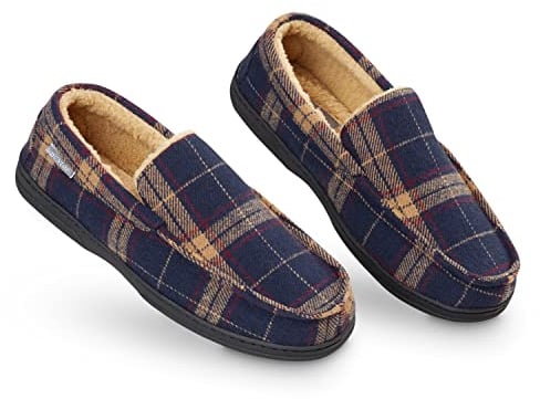 Dunlop Zapatillas Casa Hombre, Pantuflas Estilo Mocasines Cerradas, Zapatillas de Casa Invierno Calientes Suela de Goma Dura, Regalos Originales para Hombre (Azul Marino/Mostaza,43)
