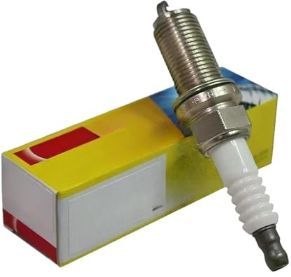 Fahrzeug Zündkerzen OE: 99917023290 Für Passat 2015 2016 2017 2018 2019 1,8 T IKH24 5346 Iridium Zündkerzen Auto Motor