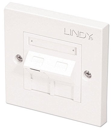 LINDY CAT5e Single Wall Plate with 1 x Angled RJ-45 Shuttered Socket Unshielded
