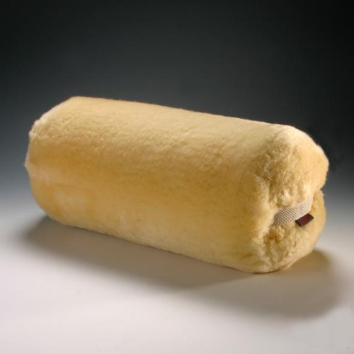 CHRIST Sanofell by Werner Lammfell-Kuschelrolle Carmelo – Natur, 40 cm Länge & 37 cm Umfang – als Nackenrolle oder Lagerungshilfe, maschinenwaschbar, atmungsaktiv, medizinisches Lammfell
