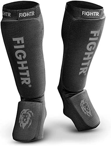 FIGHTR Premium Schienbeinschoner für Kampfsport, Kickboxen, Boxen. Schienbeinschützer für Erwachsene (All Black, Erwachsene)
