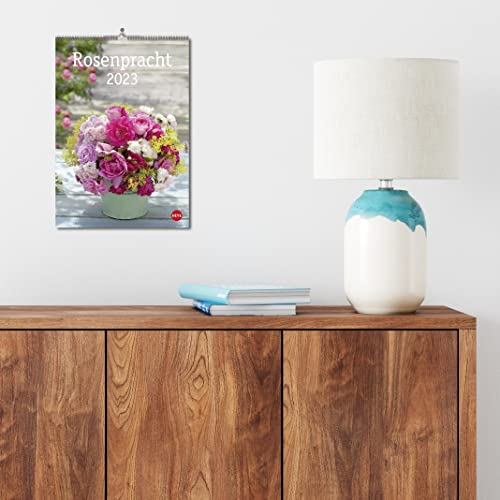 Rosenpracht Kalender 2023. Wandkalender mit 12 prachtvollen Fotos der schönsten Rosen. Dekorativer Bildkalender mit Platz für Termine und Notizen