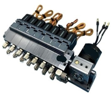 Générique Compatible avec Les modèles RC 1 à 8 canaux : Pompe Huile hydraulique, Distributeur de Retour, Station dérivation et Accessoires for excavatrices(Seven-Way)