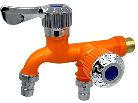 Dual-Control Badezimmer-Wasserhahn Ein-in-Zwei-Out-Unterlegscheibe Bibcock Wandmontage Outdoor Bibcocks Kunststoff Badezimmer Zubehör