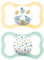 MAM Air Succhietto 6-16 Mesi (Set da 2), Ciuccio MAM 6-16 mesi per pelli sensibili e delicate, Kit da 2 accessori neonato con tettarella in silicone e porta ciuccio sterilizzatore, Neutro/Verde