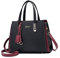 NICOLE & DORIS Handtasche Damen Elegant Handtaschen Kontrastfarben Schultertasche Frauen Umhängetasche Shopper Tote Henkeltasche mit Anhänger Schwarz